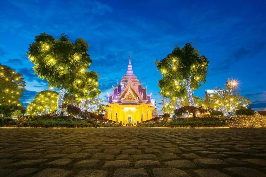 Qbix Hotel Khon Kaen Luaran gambar